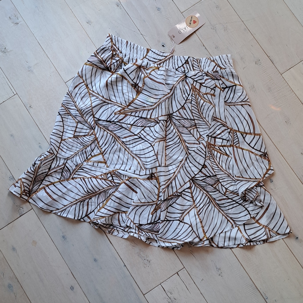 Pretty Midi Skirt with a Flounce Ruffle